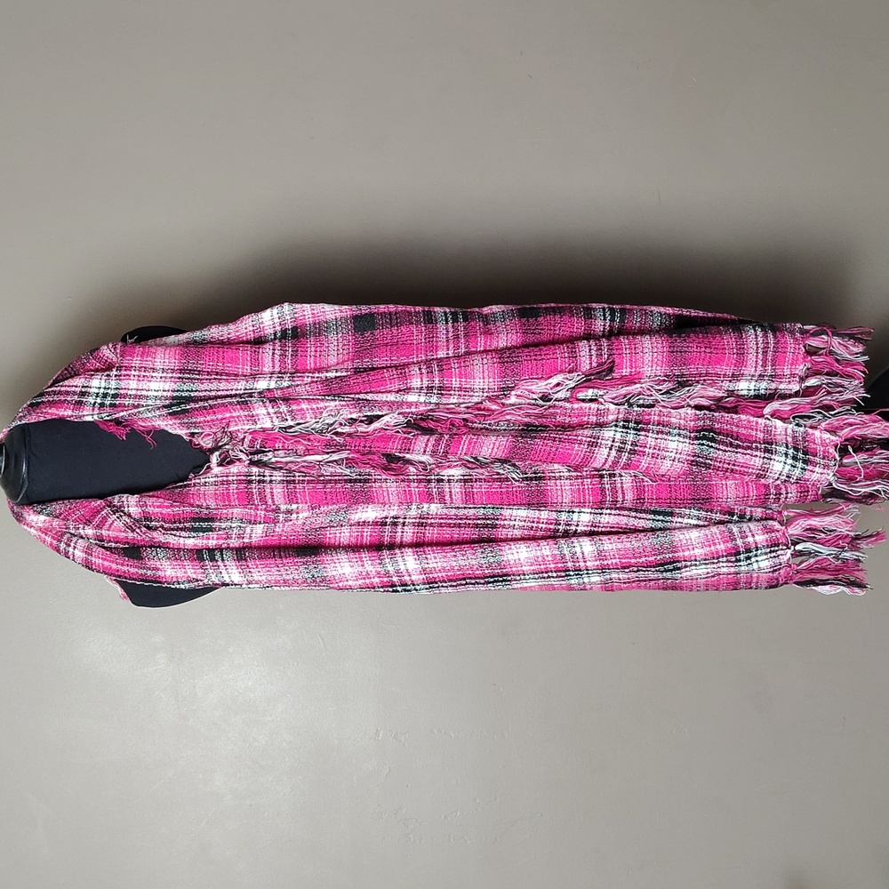 Maurices Pink/Black/White Plaid Scarf W Fringe 40x70